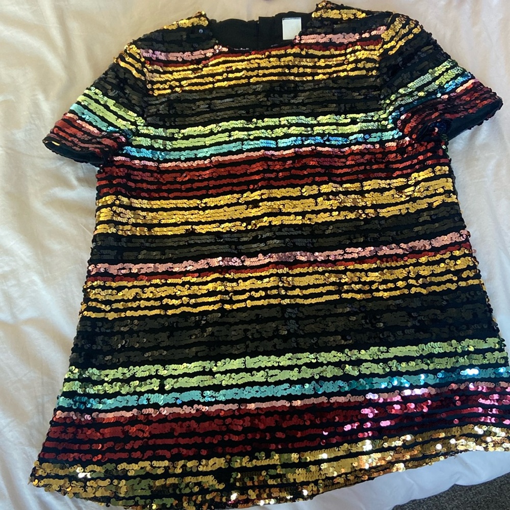 Sparkle top with back zipper closure